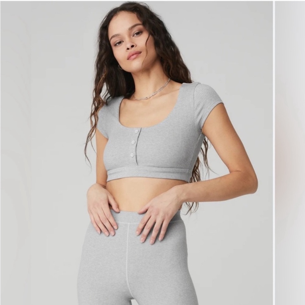 ALO crop/ bra top